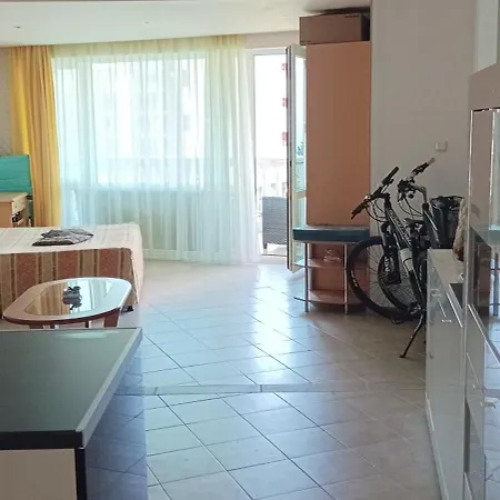 Apartmán Miramar Palace Planeta 615, 612, 515 Sluneční pobřeží